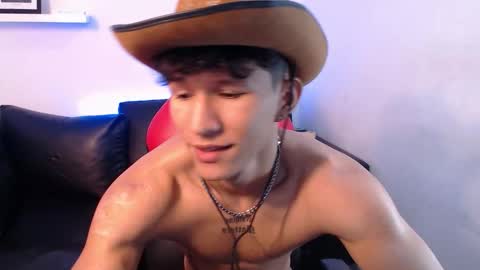 Snapshot of justin_andrew2 chatting on 31, 10, 2025 JUSTIN ANDREW online show from 31, 10, 2025