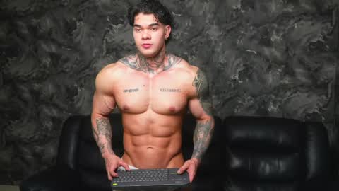 Snapshot of justin_clark1 chatting on 26, 4, 2026 justin clark1 online show from 26, 4, 2026