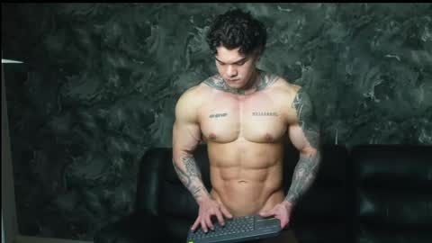 Snapshot of justin_clark1 chatting on 16, 5, 2026 justin clark1 online show from 16, 5, 2026