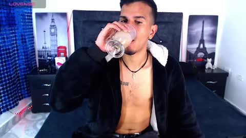 Snapshot of justin_melendez chatting on 12, 2, 2025 JUSTIN online show from 12, 2, 2025