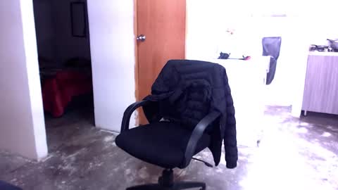 Snapshot of justin_melendez chatting on 30, 10, 2025 JUSTIN online show from 30, 10, 2025