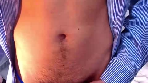 Snapshot of justin_melendez chatting on 14, 11, 2025 JUSTIN online show from 14, 11, 2025