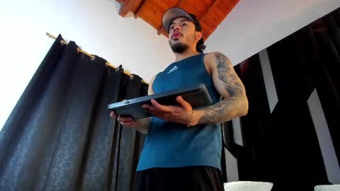 Justin White online show from 14, 6, 2026