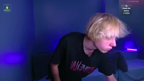 Snapshot of justinbyrd chatting on 19, 4, 2026 justTEEN online show from 19, 4, 2026