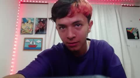 Snapshot of justine_ad chatting on 5, 12, 2024 Justine online show from 5, 12, 2024