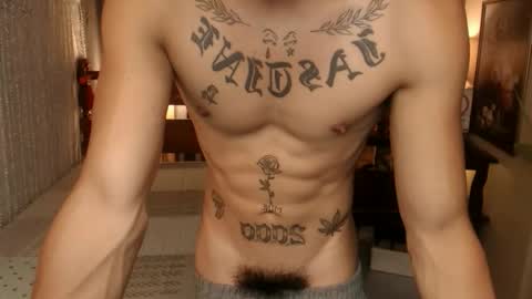 justine_hunk online show from 10, 11, 2025