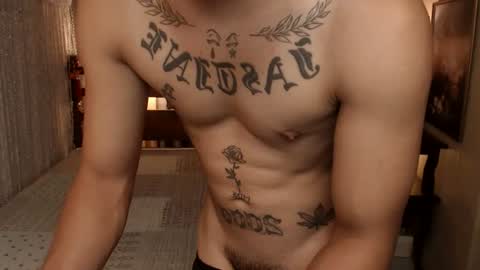 justine_hunk online show from 14, 6, 2026