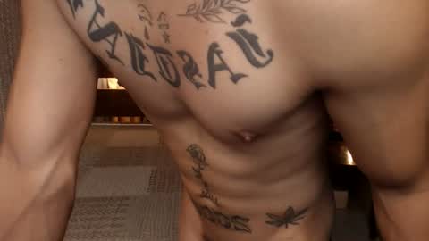 justine_hunk online show from 17, 6, 2026