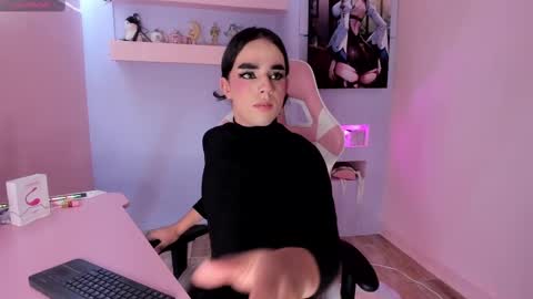 Justine online show from 2, 3, 2025