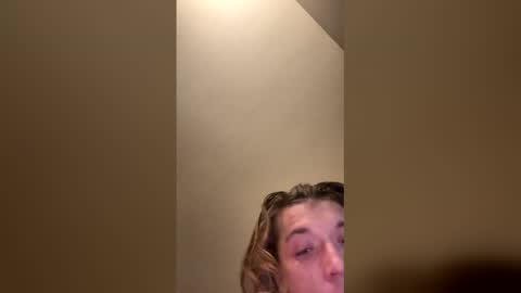 Snapshot of justinkoehn72 chatting on 4, 5, 2026 justinkoehn72 online show from 4, 5, 2026