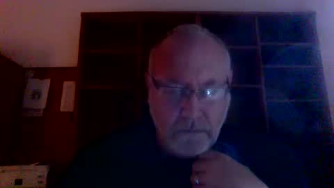 justme196756 online show from 15, 9, 2025