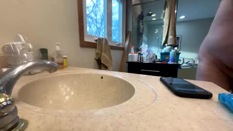 Snapshot of justmeagain111 chatting on 3, 1, 2025 justmeagain111 online show from 3, 1, 2025