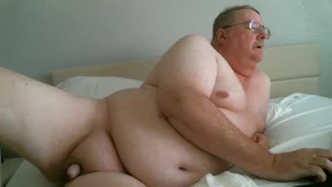 Snapshot of justmedm64 chatting on 9, 12, 2024 justmedm64 online show from 9, 12, 2024