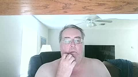 Snapshot of justmedm64 chatting on 23, 2, 2025 justmedm64 online show from 23, 2, 2025