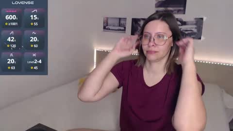 Julie online show from 11, 12, 2024