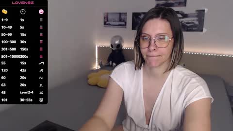 Julie online show from 20, 2, 2025