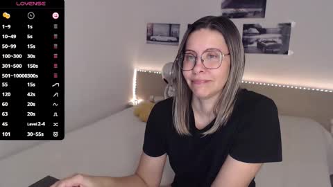 Snapshot of justmexy7 chatting on 19, 12, 2025 Julie online show from 19, 12, 2025