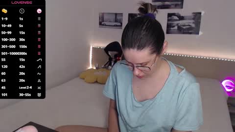 Snapshot of justmexy7 chatting on 27, 4, 2026 Julie online show from 27, 4, 2026