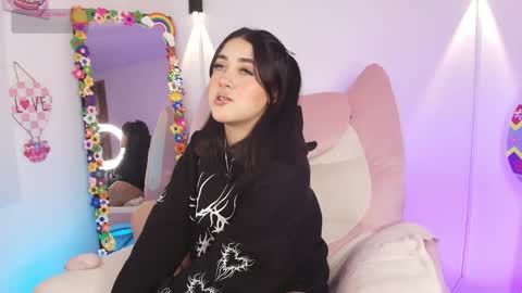 Emy online show from 3, 4, 2026