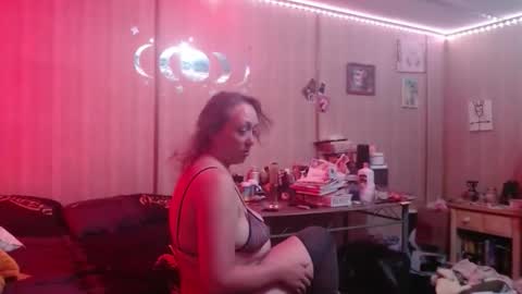Snapshot of justwink0069 chatting on 19, 4, 2026 Tony N Natalie online show from 19, 4, 2026