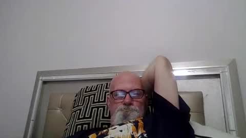 Snapshot of k109609 chatting on 20, 12, 2025 k109609 online show from 20, 12, 2025