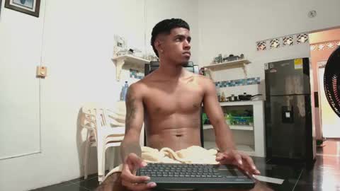 Snapshot of k_florez chatting on 16, 4, 2026 k_florez online show from 16, 4, 2026