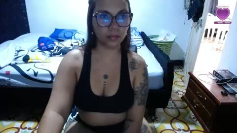 Snapshot of kaarlaa_ chatting on 18, 4, 2026 Karla online show from 18, 4, 2026