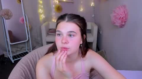 Snapshot of kacey_love chatting on 24, 6, 2026 Kacey online show from 24, 6, 2026