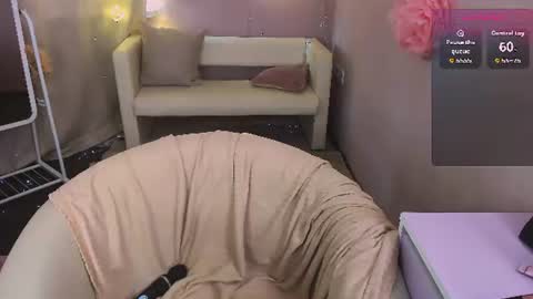 Snapshot of kacey_love chatting on 14, 7, 2026 Kacey online show from 14, 7, 2026