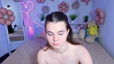 Snapshot of kacey_love chatting on 25, 7, 2026 Kacey online show from 25, 7, 2026