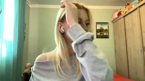 Snapshot of kacicasal chatting on 26, 6, 2026 Mia 1st day here online show from 26, 6, 2026