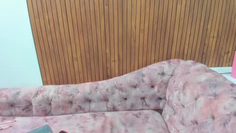 Snapshot of kae_styles chatting on 8, 1, 2025 Kyelie online show from 8, 1, 2025