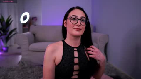 Snapshot of kaelisrose chatting on 23, 3, 2026 Rose online show from 23, 3, 2026