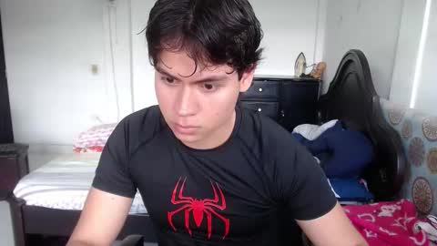 Snapshot of kafer_1022 chatting on 2, 12, 2025 kafer online show from 2, 12, 2025