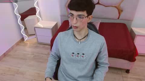 Snapshot of kai_tay1 chatting on 15, 4, 2026 kai_tay1 online show from 15, 4, 2026