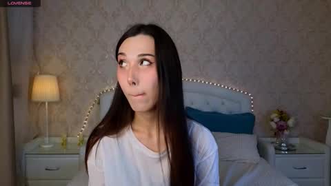 Kaia Monday Thursday FridaySaturdaySunday online show from 12, 10, 2025