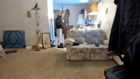 Kaiku77 online show from 4, 12, 2025