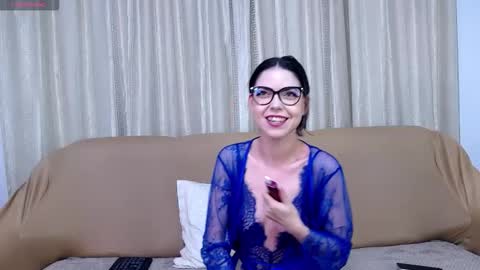 Snapshot of kailalewis chatting on 12, 11, 2025 Kaila Lewis online show from 12, 11, 2025