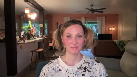 Kailee Smile online show from 29, 1, 2025