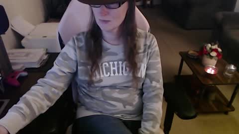 Snapshot of kait331 chatting on 1, 2, 2026 Camprincess331 online show from 1, 2, 2026