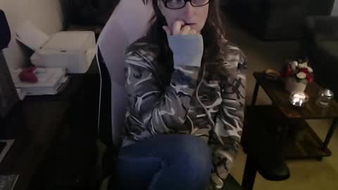 Snapshot of kait331 chatting on 7, 2, 2026 Camprincess331 online show from 7, 2, 2026