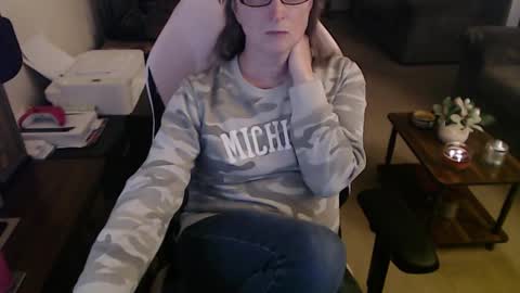 Snapshot of kait331 chatting on 24, 2, 2026 Camprincess331 online show from 24, 2, 2026