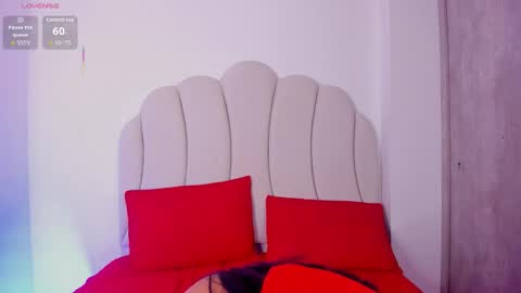 Kaity Lane online show from 15, 12, 2025