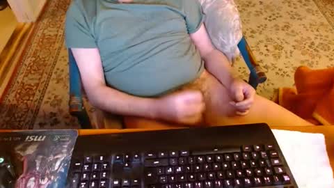 Snapshot of kaiuty chatting on 5, 12, 2025 Leon online show from 5, 12, 2025