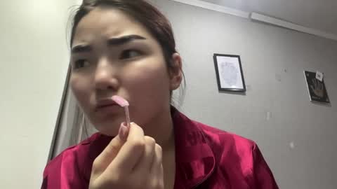 Snapshot of kalalinet chatting on 16, 4, 2026 Sakura online show from 16, 4, 2026