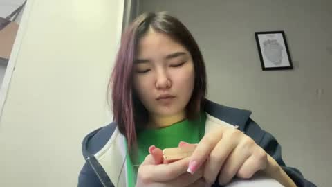 Sakura online show from 19, 4, 2026