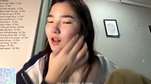 Snapshot of kalalinet chatting on 29, 4, 2026 Sakura online show from 29, 4, 2026