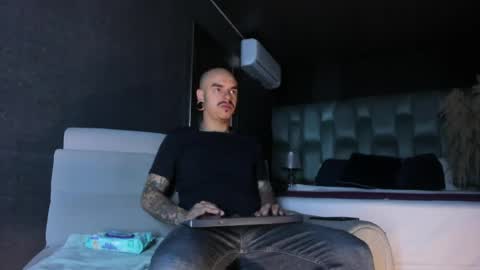 Snapshot of kaletattoos chatting on 13, 5, 2026 Kale online show from 13, 5, 2026