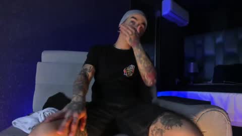 Snapshot of kaletattoos chatting on 16, 5, 2026 Kale online show from 16, 5, 2026
