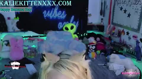 Snapshot of kaliekitten chatting on 15, 4, 2026 KalieKitten online show from 15, 4, 2026